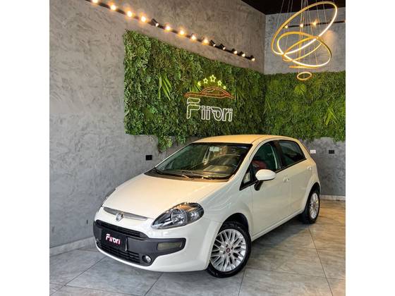 FIAT PUNTO 1.4 ATTRACTIVE 8V FLEX 4P MANUAL FIAT PUNTO 1.4 ATTRACTIVE 8V FLEX 4P MANUAL